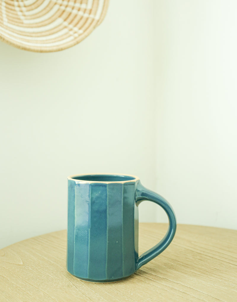 Faceted Mug in Laguna